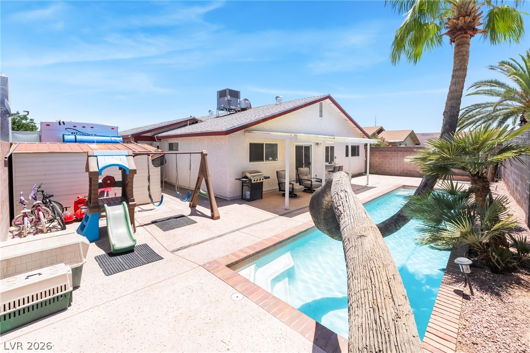 3983 Redwood Street Las Vegas NV 89103