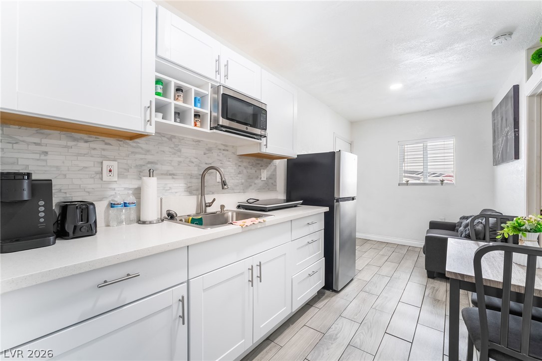 3983 Redwood Street Las Vegas NV 89103