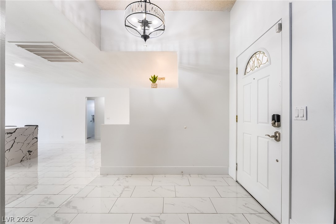 3983 Redwood Street Las Vegas NV 89103