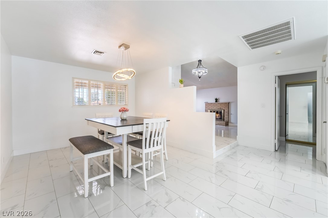 3983 Redwood Street Las Vegas NV 89103