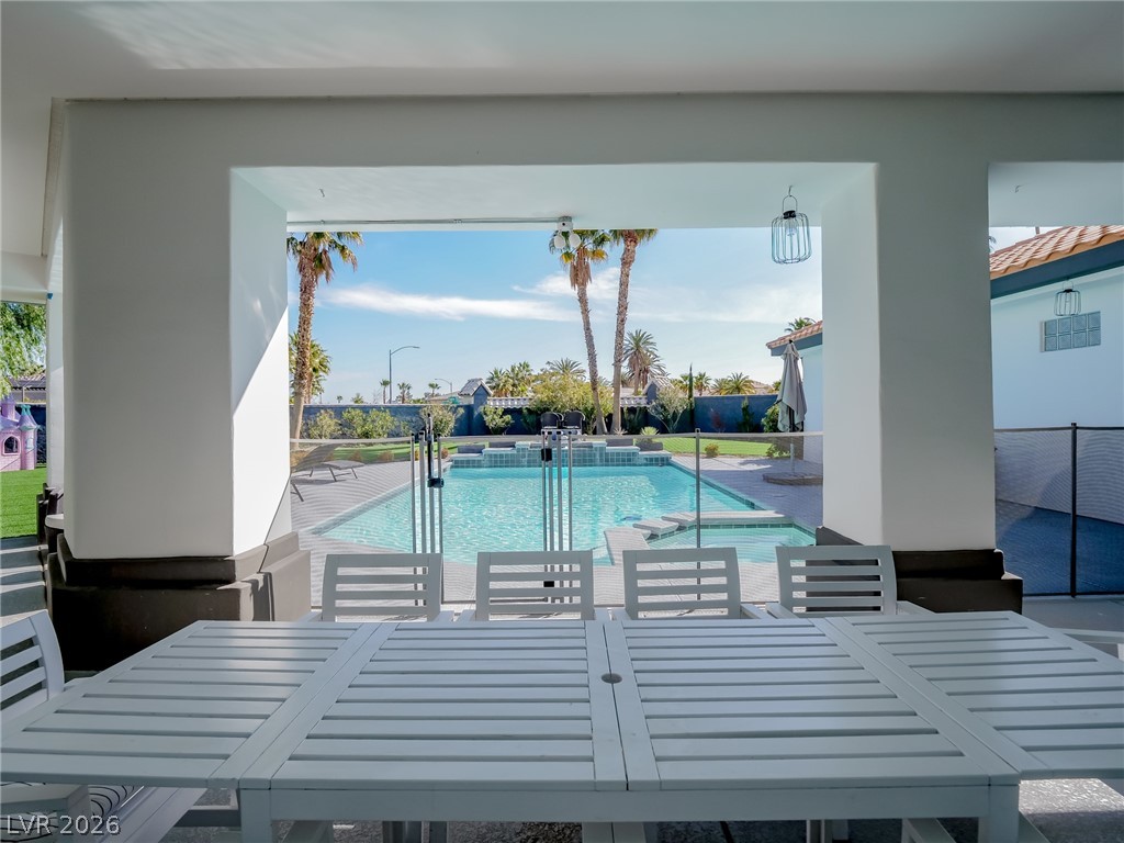 1740 Oval Circle Las Vegas NV 89117