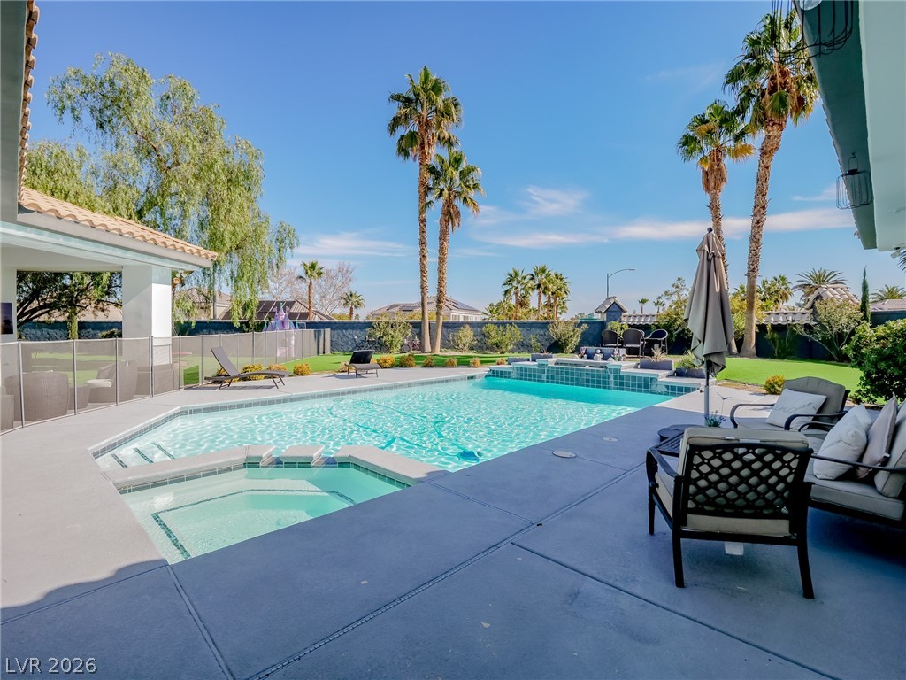 1740 Oval Circle Las Vegas NV 89117