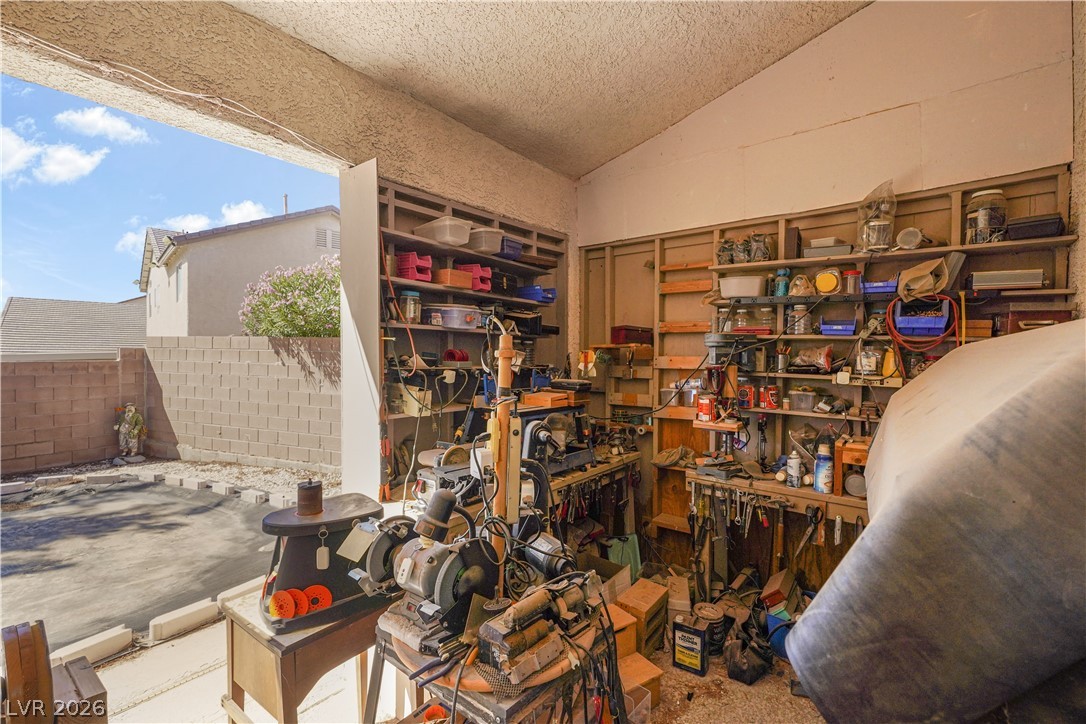 815 Roaring Falls Avenue Henderson NV 89052