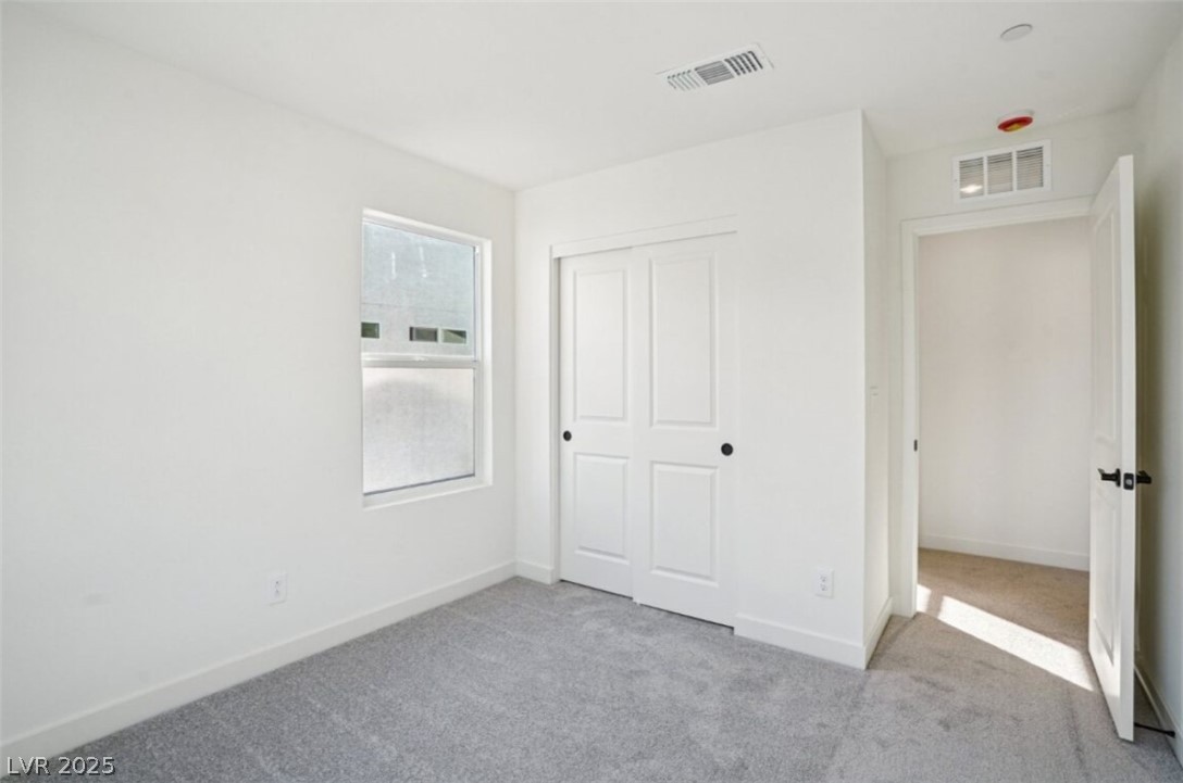 5864 Wisteria Walk Street Las Vegas NV 89148