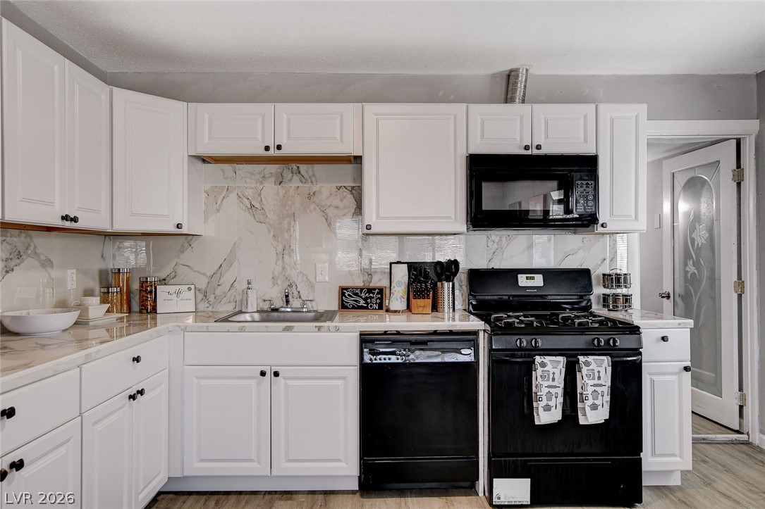 4619 Garden Place Las Vegas NV 89107
