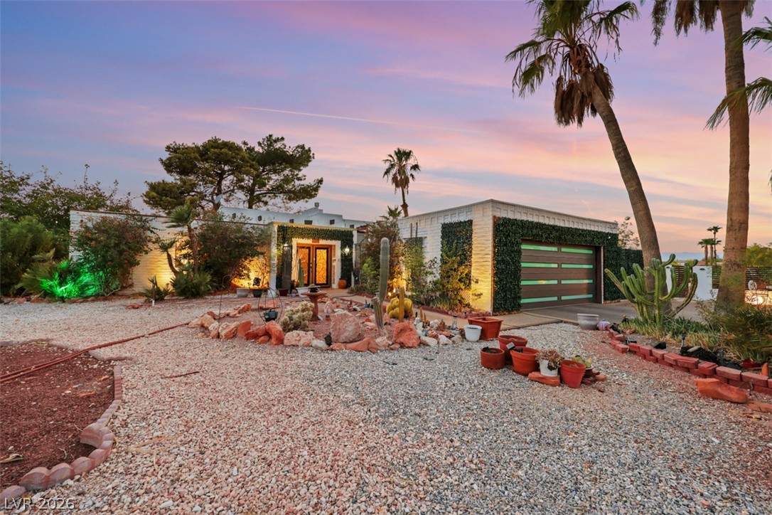 6744 Mountridge Drive Las Vegas NV 89110