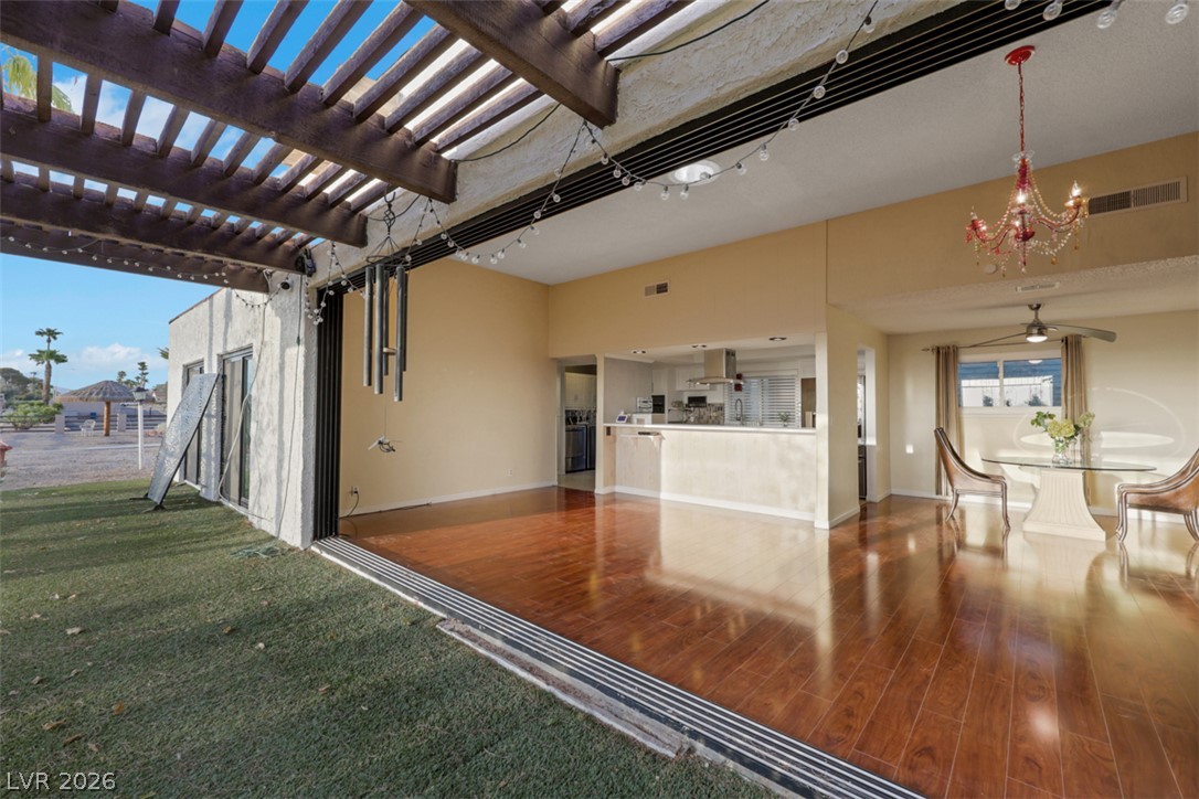 6744 Mountridge Drive Las Vegas NV 89110