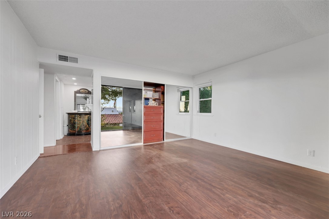 6744 Mountridge Drive Las Vegas NV 89110