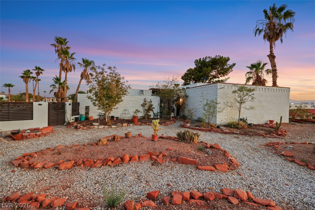 6744 Mountridge Drive Las Vegas NV 89110