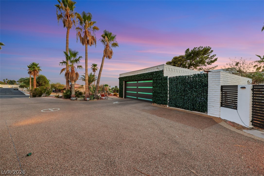 6744 Mountridge Drive Las Vegas NV 89110
