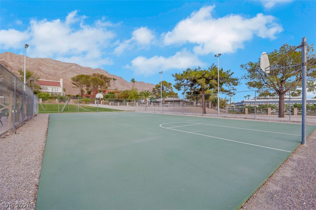 6744 Mountridge Drive Las Vegas NV 89110