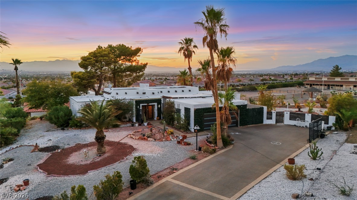 6744 Mountridge Drive Las Vegas NV 89110
