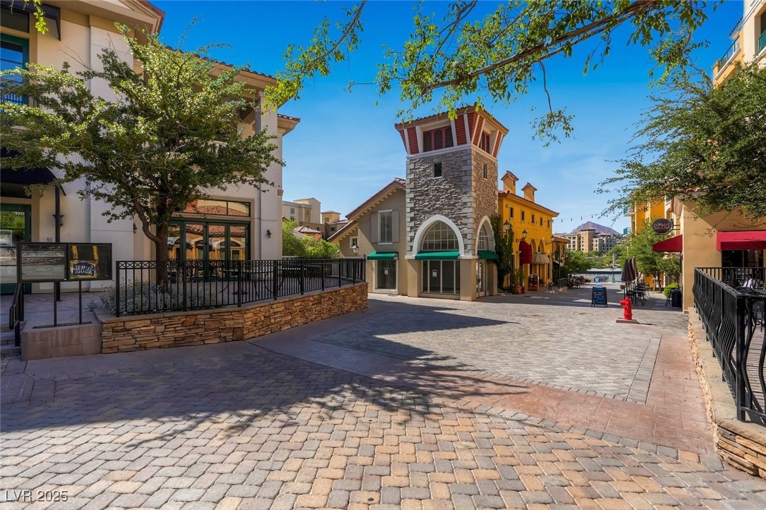 51 Via Di Vita Henderson NV 89011