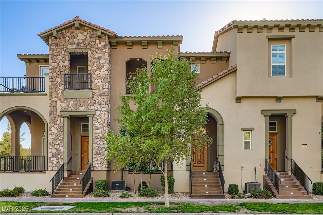 51 Via Di Vita Henderson NV 89011