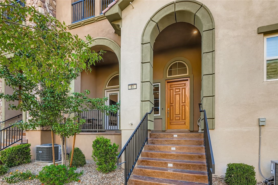 51 Via Di Vita Henderson NV 89011