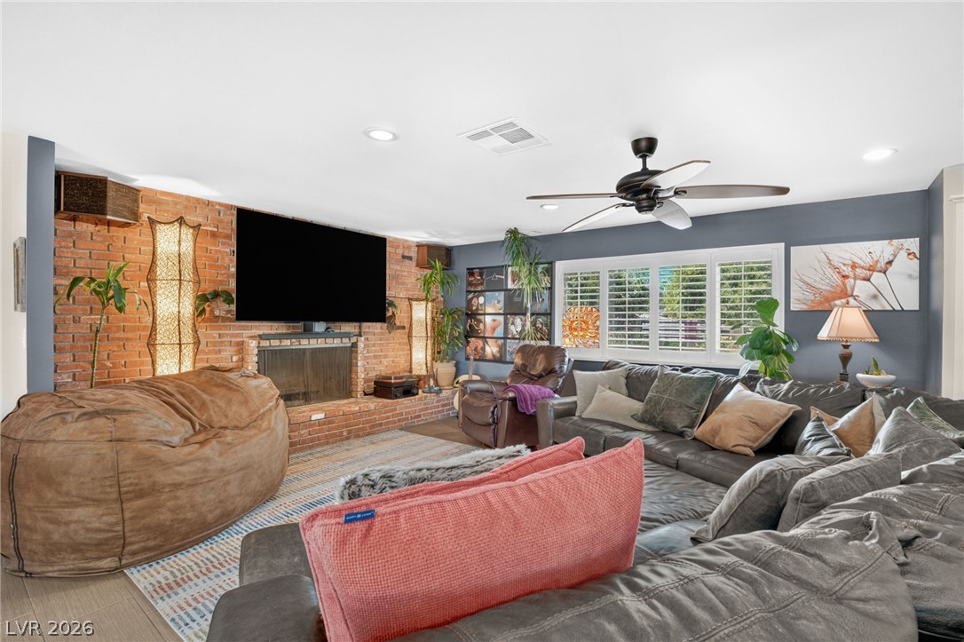 6336 Buckskin Avenue Las Vegas NV 89108
