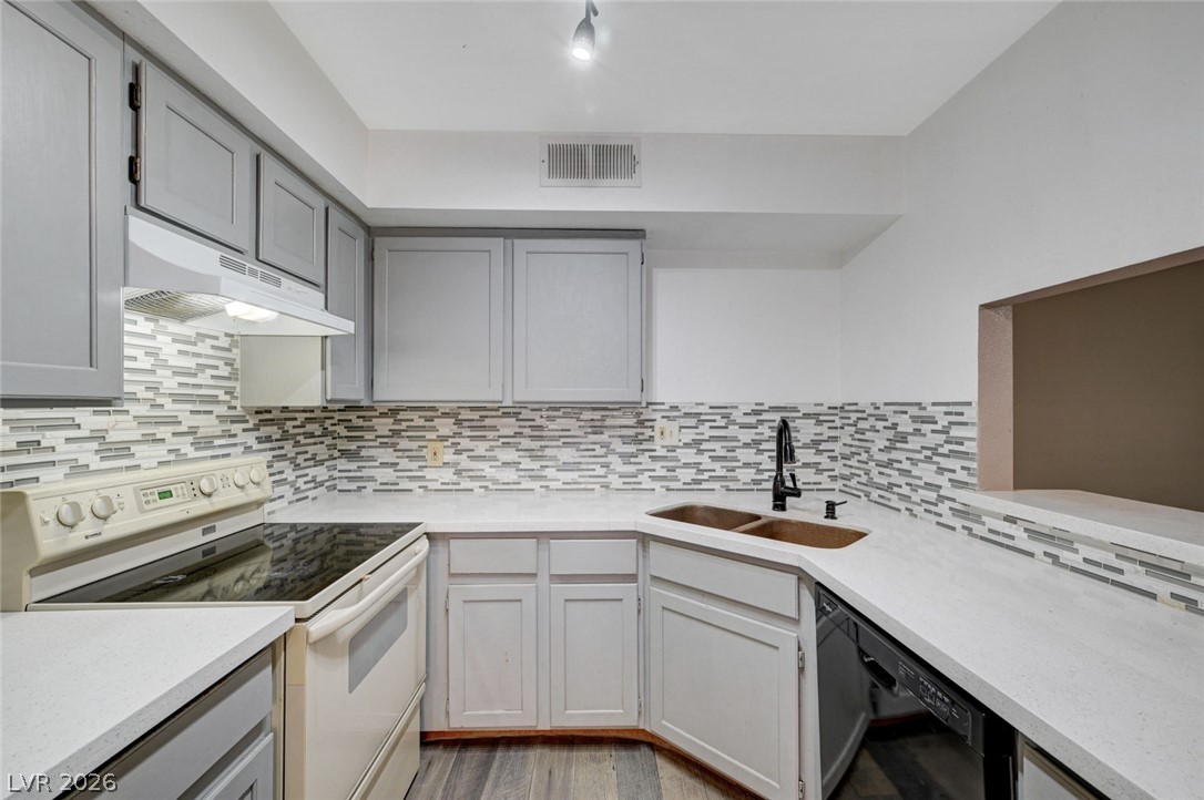 1812 Plum Court Henderson NV 89014
