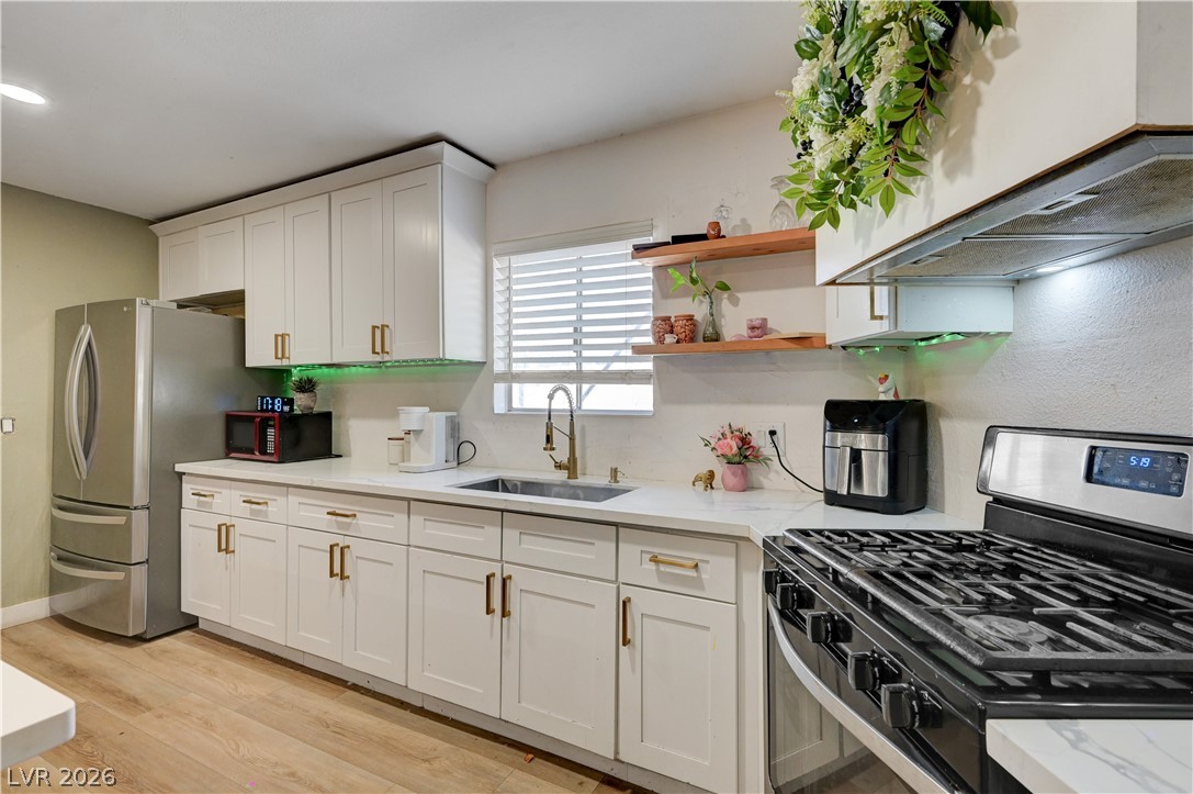 2124 Kenneth Road North Las Vegas NV 89030