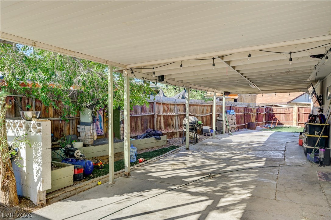 2124 Kenneth Road North Las Vegas NV 89030