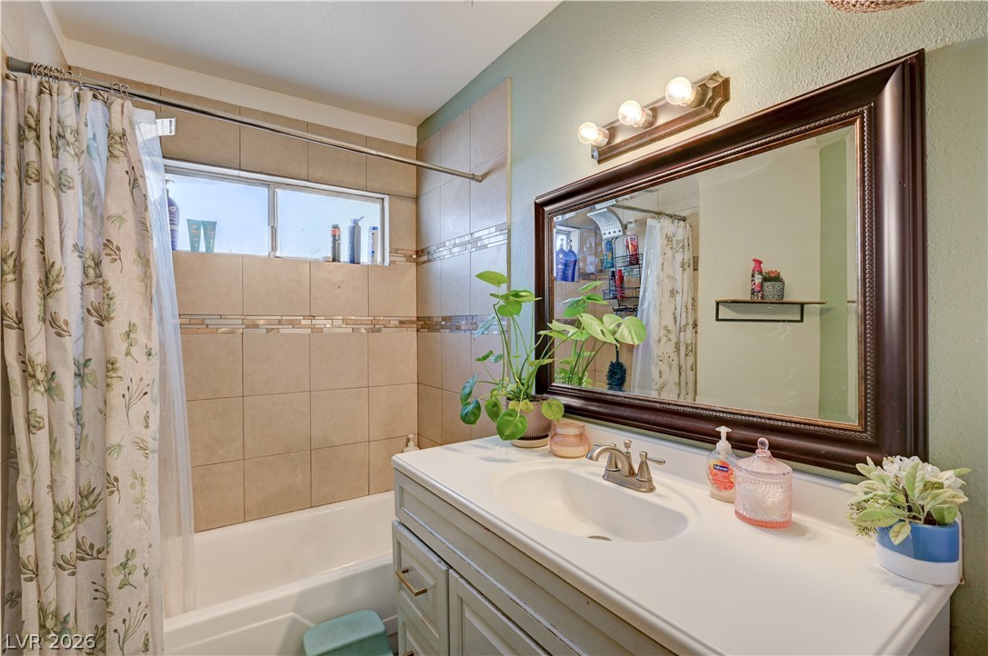 2124 Kenneth Road North Las Vegas NV 89030