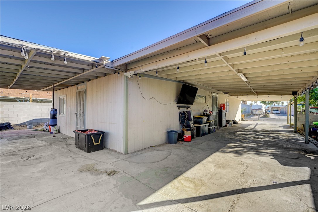 2124 Kenneth Road North Las Vegas NV 89030
