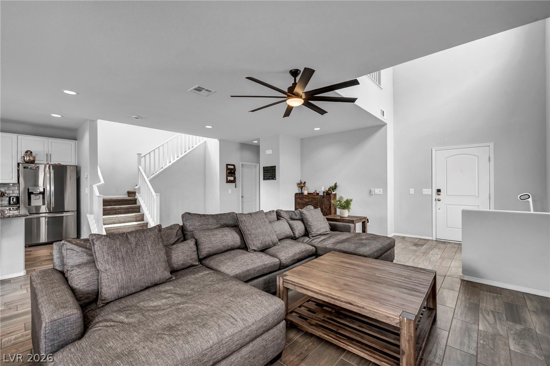 7630 Phoenix Peak Street Las Vegas NV 89166