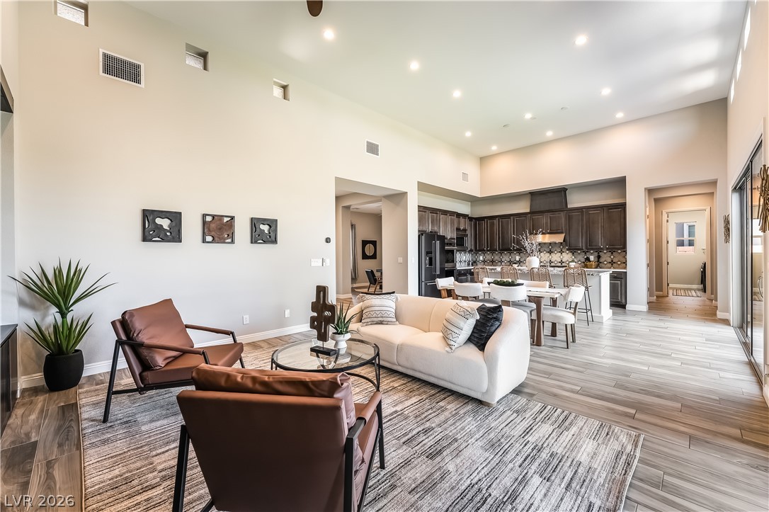 6706 Desert Crimson Street Las Vegas NV 89148