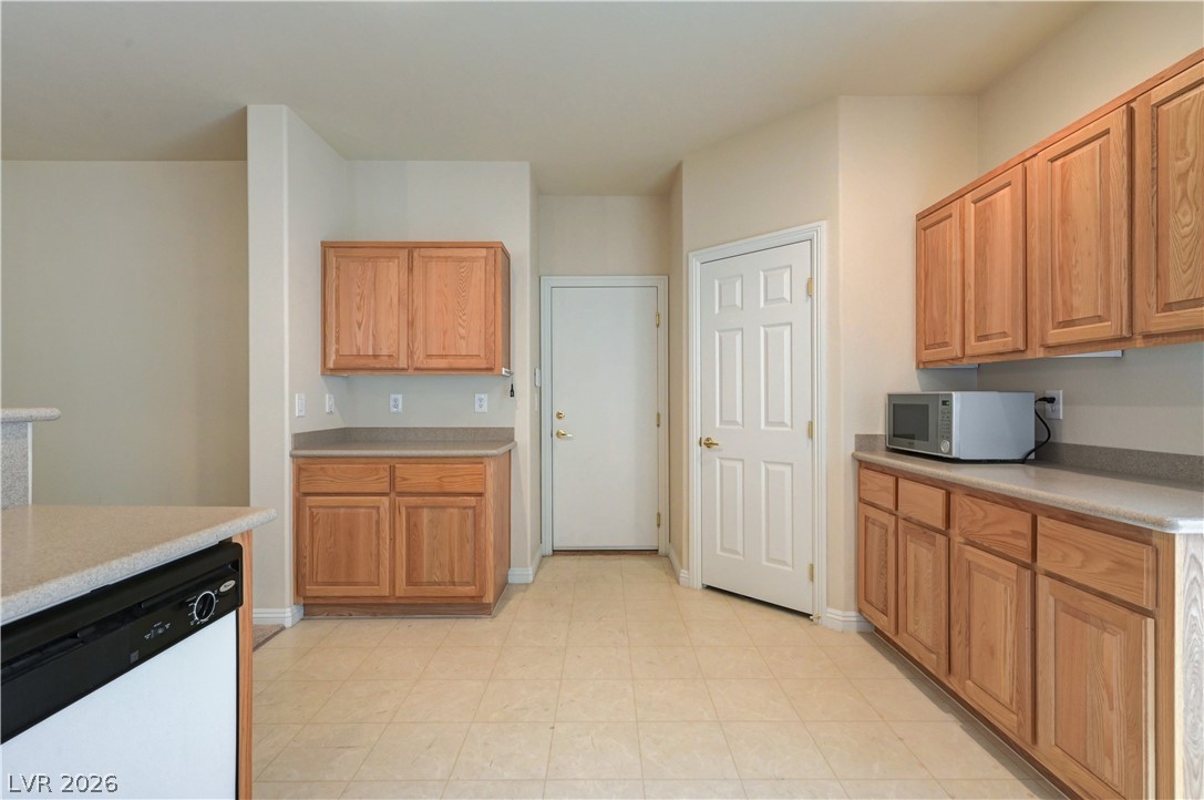 1711 Spotted Wolf Avenue Las Vegas NV 89123