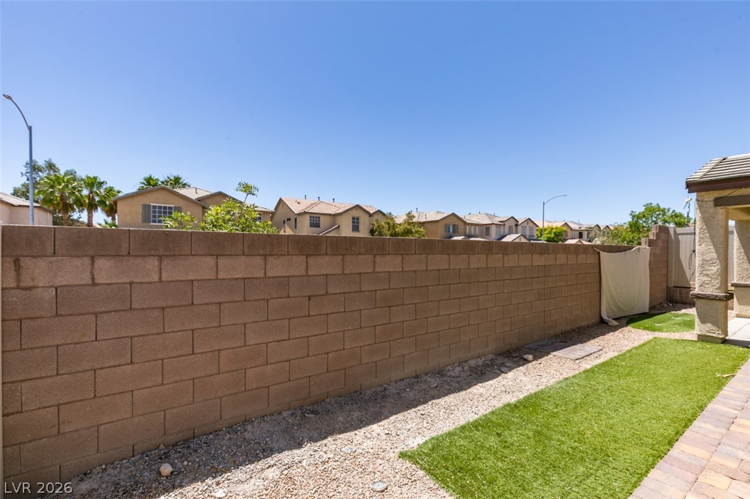 621 El Gusto Avenue North Las Vegas NV 89081