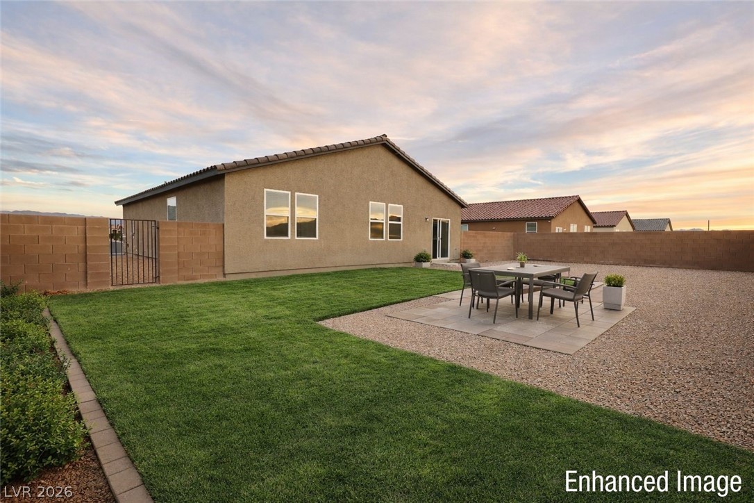5658 South Chippewa Street Pahrump NV 89061