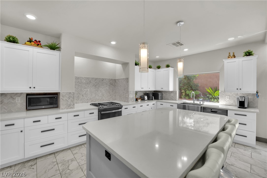 8373 Bartholomew Park Court Las Vegas NV 89139