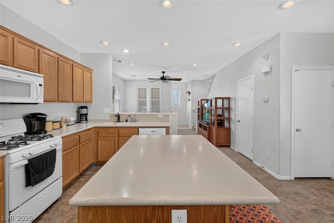 10756 Bayview House Avenue Las Vegas NV 89166