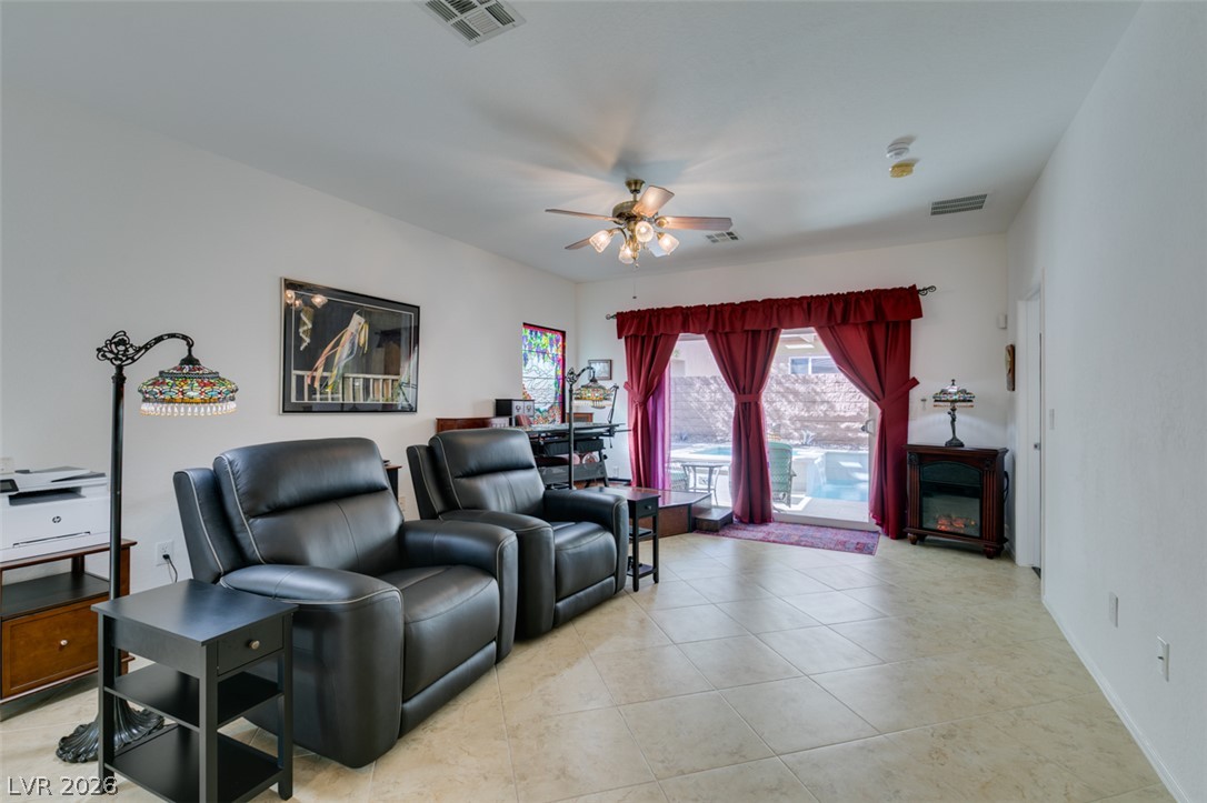 2645 Cheer Pheasant Avenue North Las Vegas NV 89084