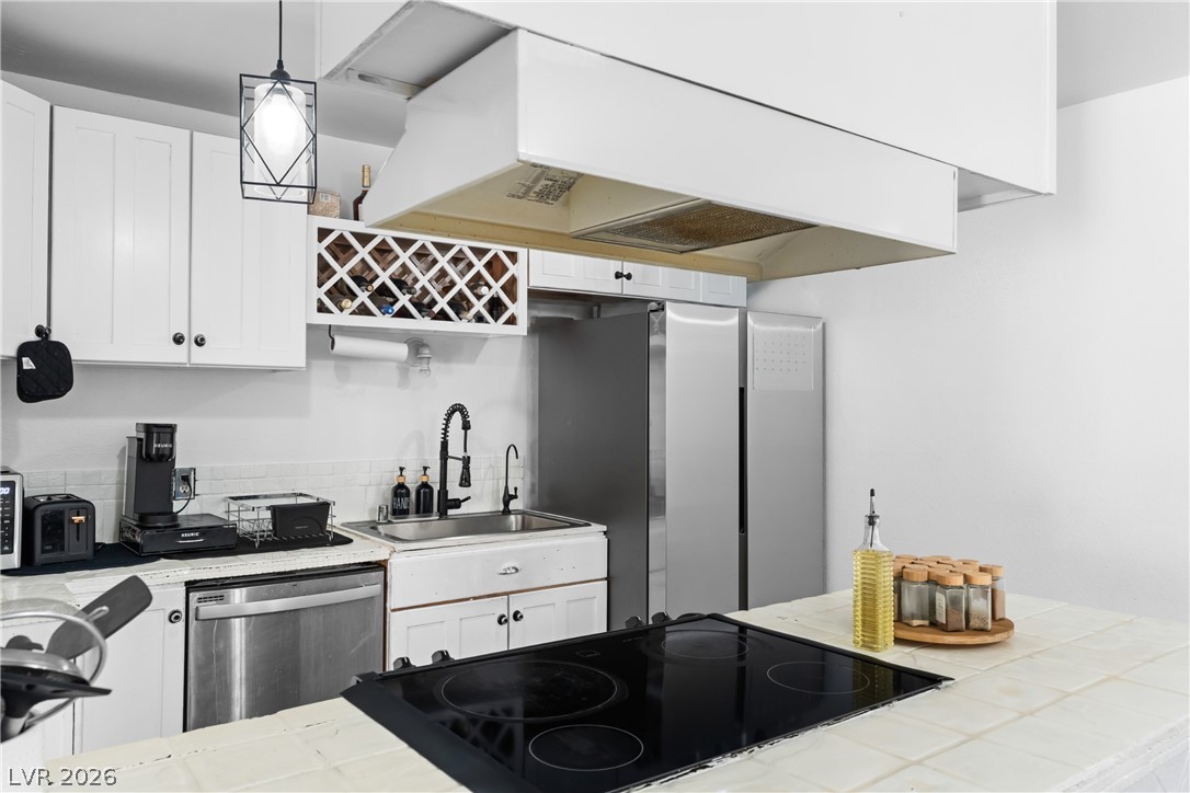 5077 Village Drive Las Vegas NV 89142