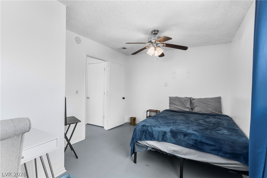 5077 Village Drive Las Vegas NV 89142