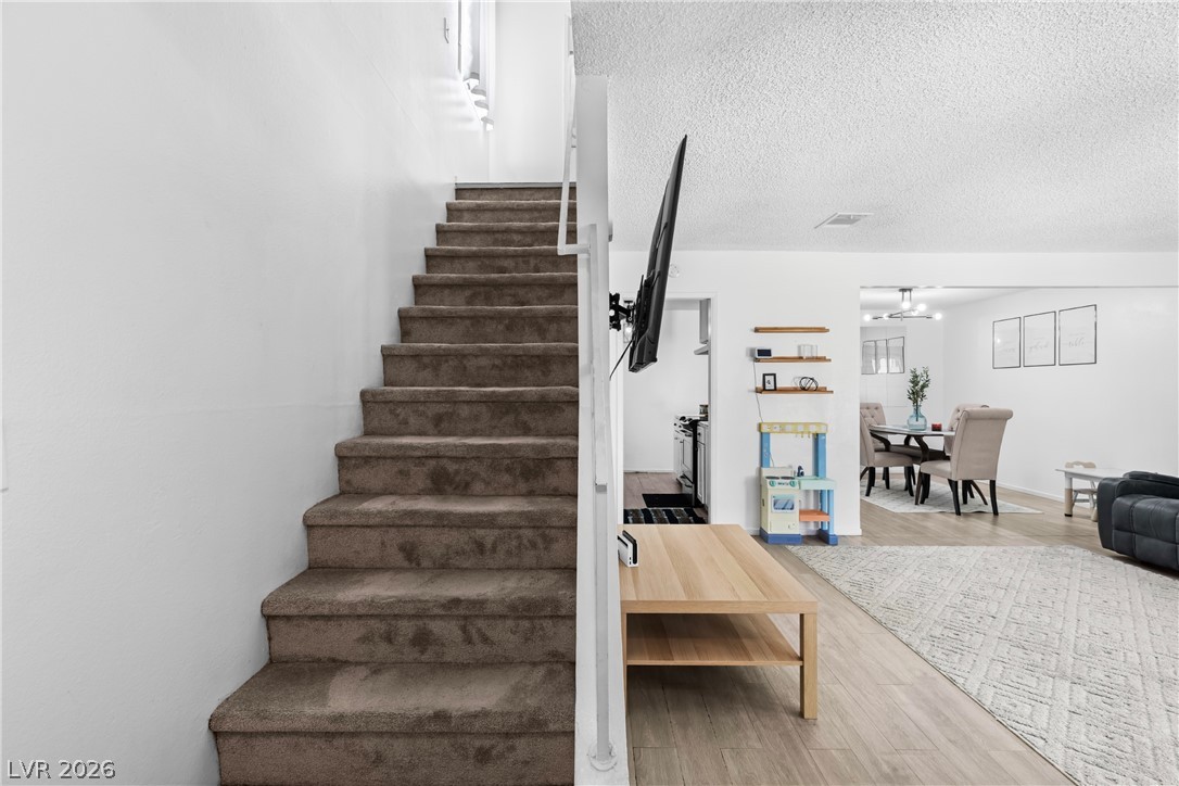 5077 Village Drive Las Vegas NV 89142