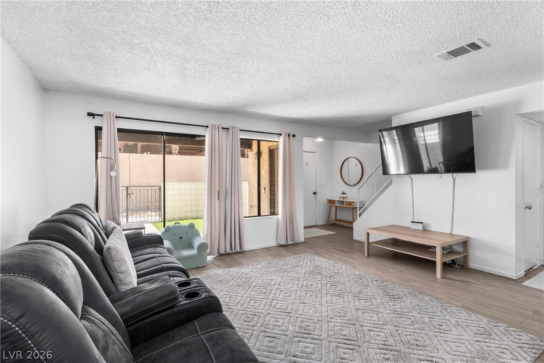 5077 Village Drive Las Vegas NV 89142