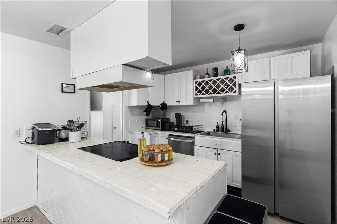 5077 Village Drive Las Vegas NV 89142