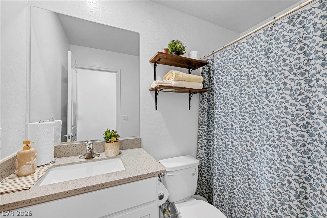 4215 Gold Desert Street North Las Vegas NV 89032