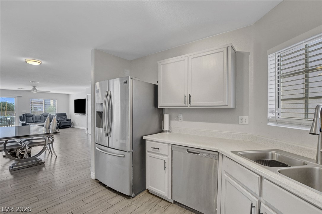 1017 Cliffbrook Hedge Avenue North Las Vegas NV 89081