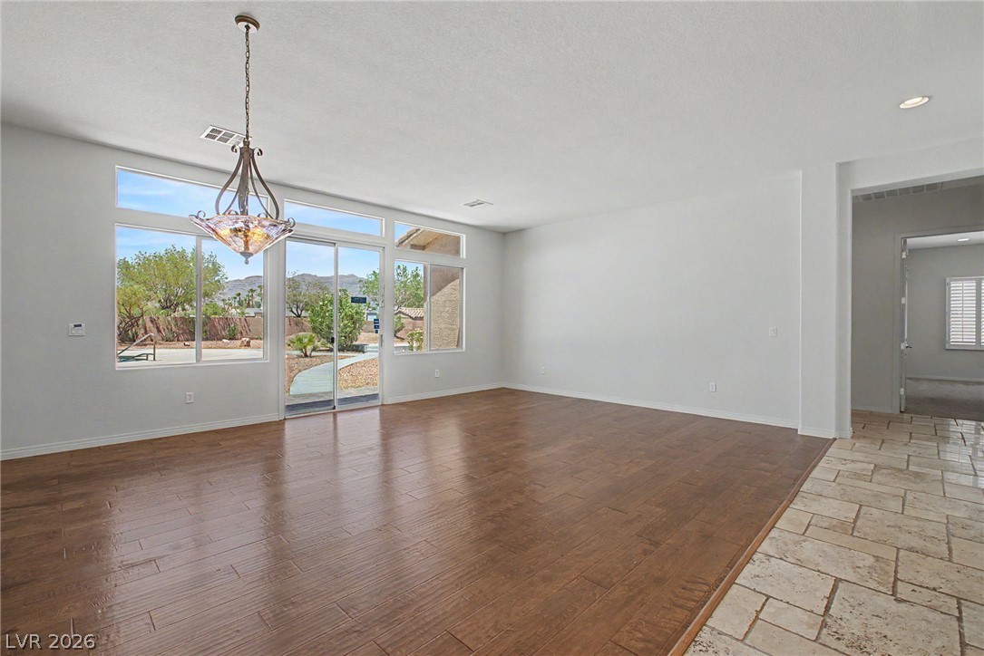 7112 Via Campanile Avenue Las Vegas NV 89131