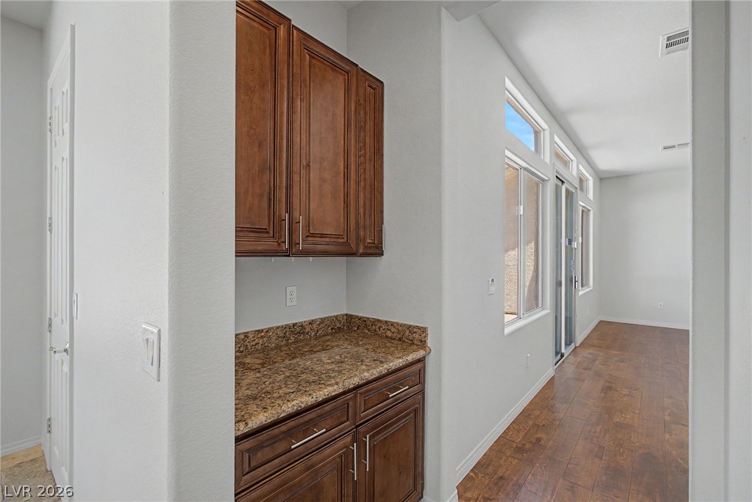 7112 Via Campanile Avenue Las Vegas NV 89131