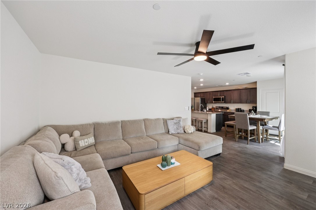 6952 Sunflower Fields Street North Las Vegas NV 89086