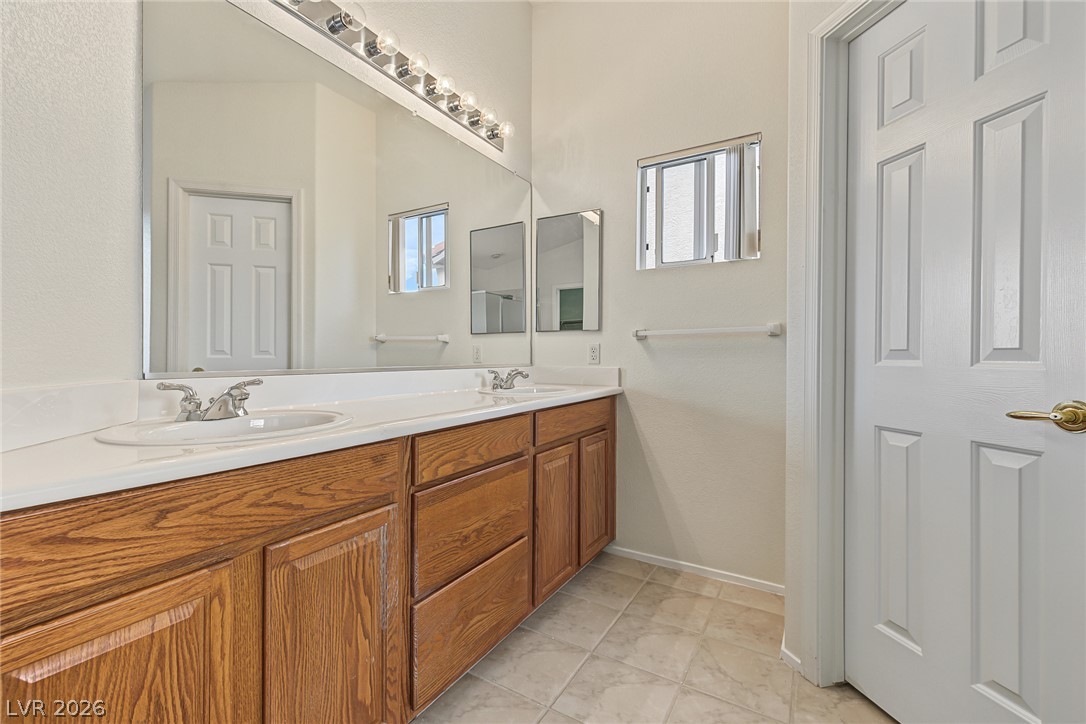 2988 Scenic Valley Way Henderson NV 89052