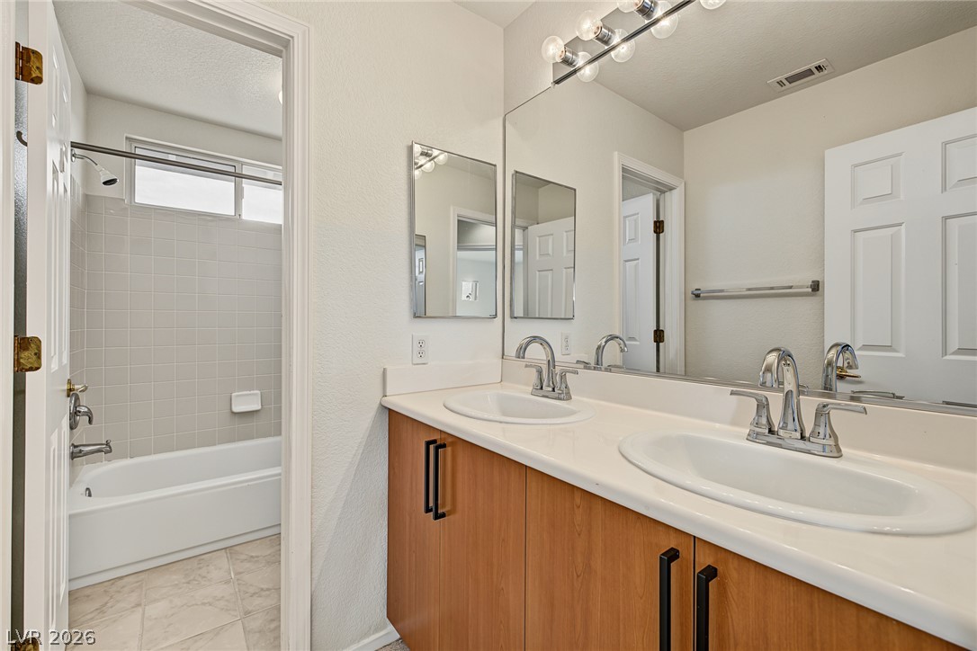 2988 Scenic Valley Way Henderson NV 89052