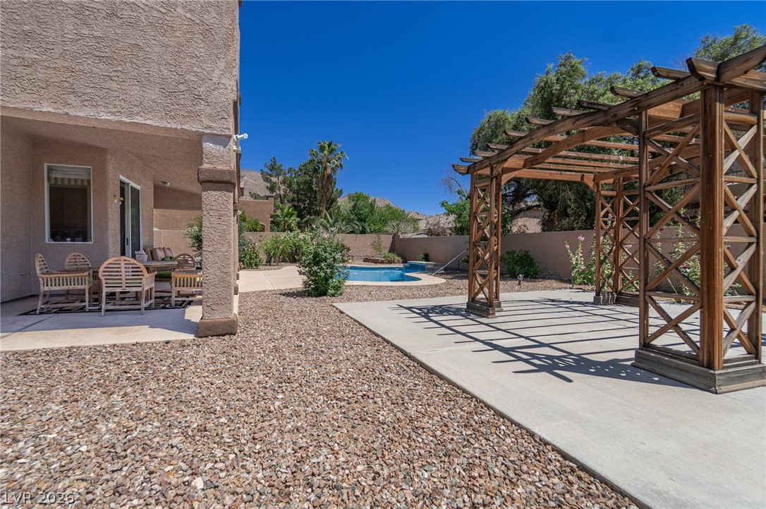 6313 Varna Avenue Las Vegas NV 89110