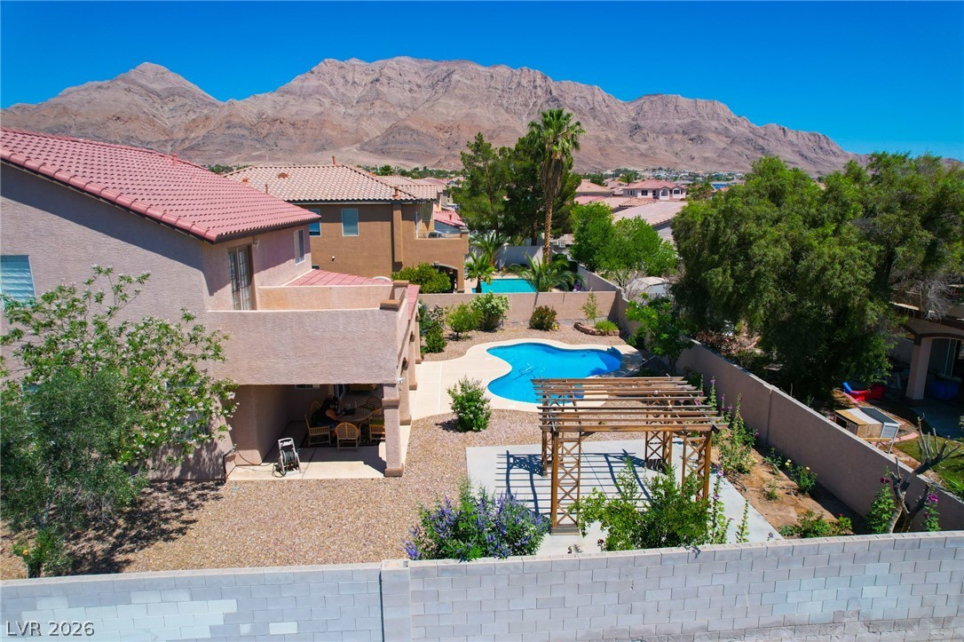 6313 Varna Avenue Las Vegas NV 89110