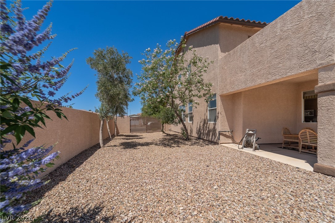 6313 Varna Avenue Las Vegas NV 89110
