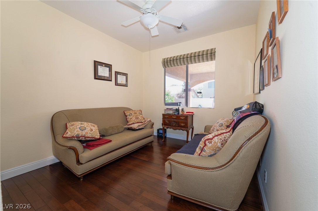 6313 Varna Avenue Las Vegas NV 89110