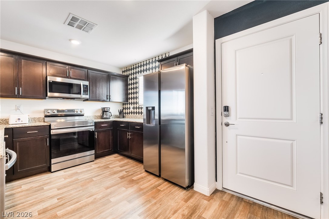 2710 Yellow Blaze Way 4 Las Vegas NV 89183